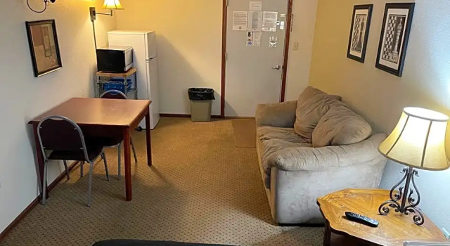 Люкс Deluxe Highland Court Motel