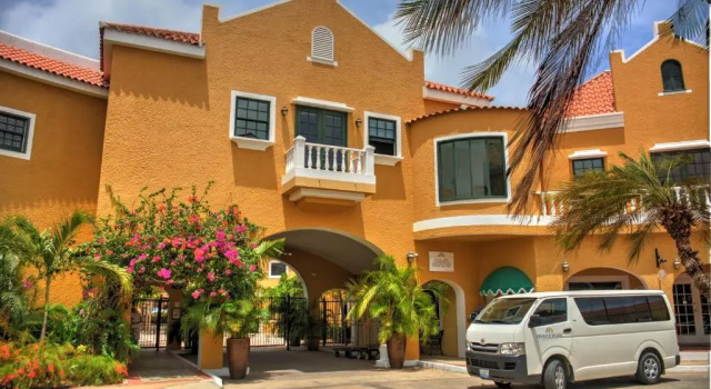 Harbour Village Beach Club Bonaire, Забронировать Курортный отель Курортные отели Кралендейк, Курортный отель