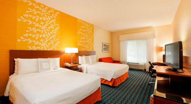 Четырёхместный номер Standard Fairfield Inn & Suites by Marriott Lake Oswego