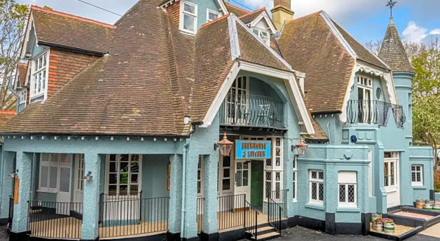 Brewhouse and Kitchen - Worthing, Забронировать Отель Отели Исторического графства Суссекса с парковкой, Парковка