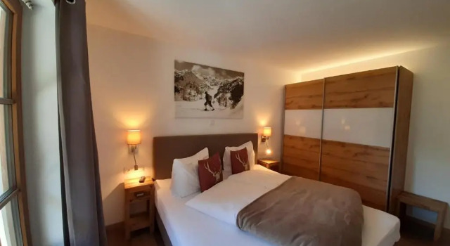 Hochalmbahnen Chalets Rauris 1-08WE1, Maislaufeldweg 1e EG, Rezerwuj Chalet Hotele w Salzburg z parkingiem, Parking