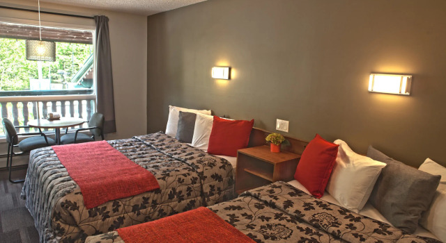 Rundle Mountain Lodge