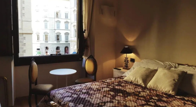 Lady Luna B&B, Забронировать Отель «постель и завтрак» Санта-Мария-Новелла Флоренция, рядом с Дом Буонаротти