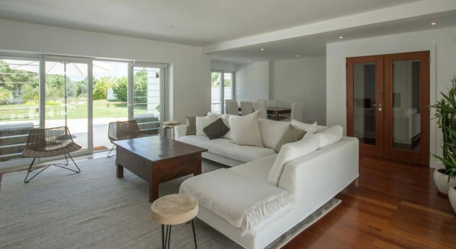 Villa Linda (AL) in Setúbal, Rezervovat Vila Hotely v Lisabon s bazénem, Bazén