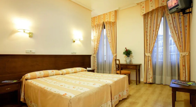 Номер Standard Hostal Silserranos