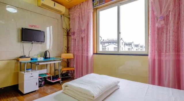 Двухместный номер Comfort Wuzhen Sunshine Inn