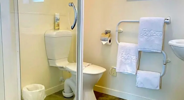 Студия Deluxe 298 Westside Motor Lodge