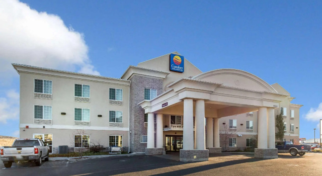 Четырёхместный номер Standard Comfort Inn & Suites Rock Springs-Green River