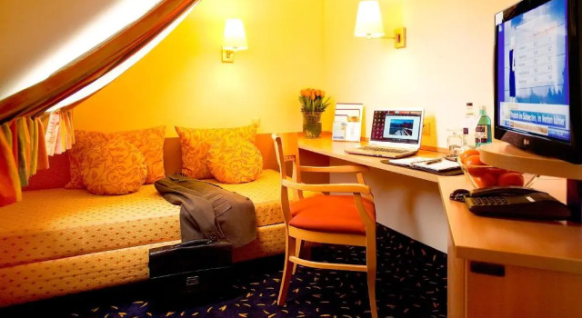 Одноместный номер Standard Hotel Plaza