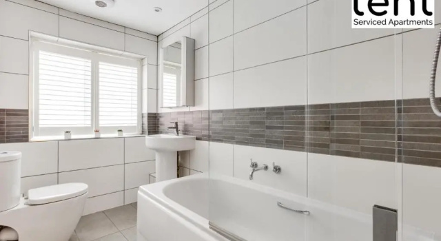 Апартаменты COZY 2 BED Apt Steps to town centre by Tent Serviced Apartments Egham with Free Parking and Wifi
