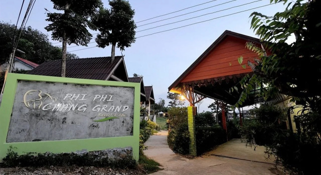 Phi Phi Chang Grand Resort & Spa