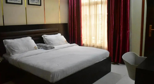 Square Castle Residence, Book Hotel Ikeja 