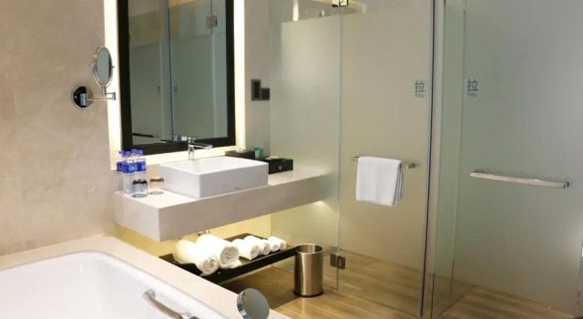 Полулюкс Four Points by Sheraton Changchun Hi-Tech Zone