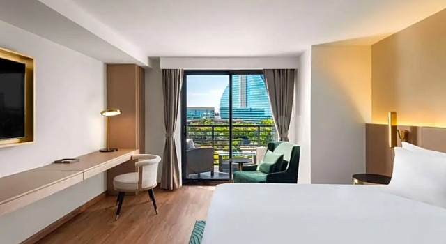 Номер Standard с балконом Dolce by Wyndham Hollywood