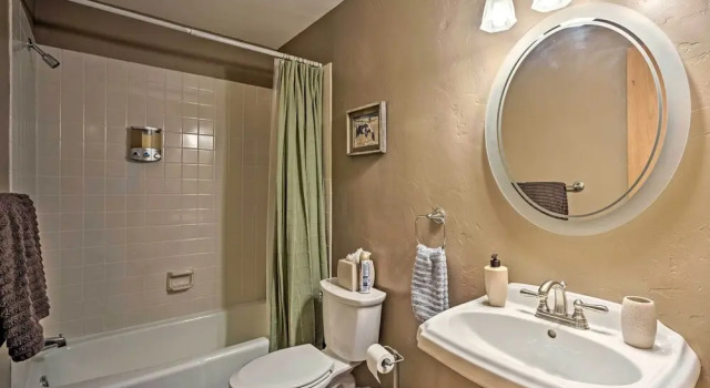 Апартаменты с 3 комнатами Cozy Edwards Townhome: 6 Mi to Beaver Creek!