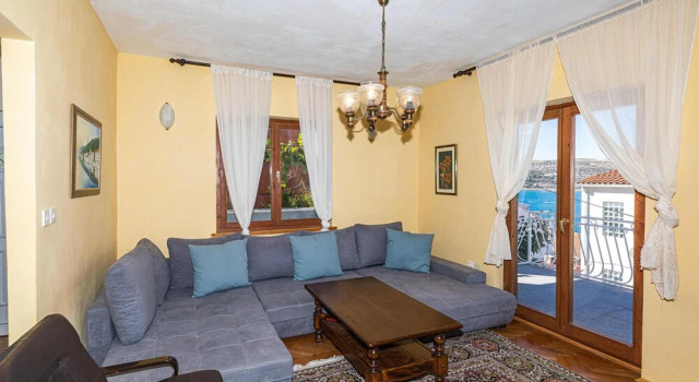 Beautiful Apartment in Mastrinka With Wifi and 2 Bedrooms