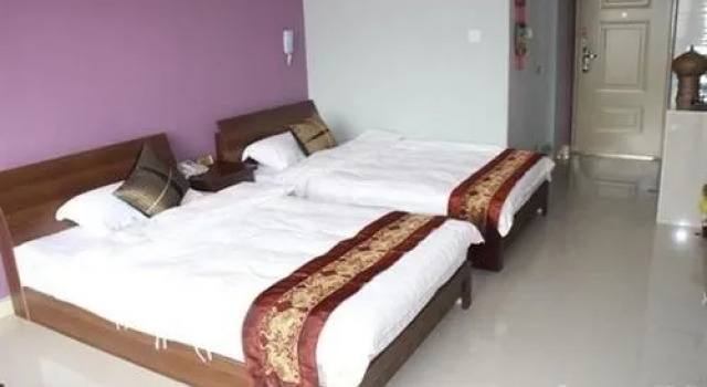 Xishuangbanna Elephanthome Hotel