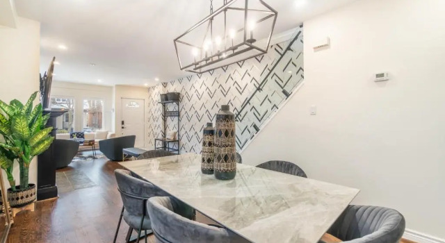 Бунгало Designer 3Br & 2WR Townhouse