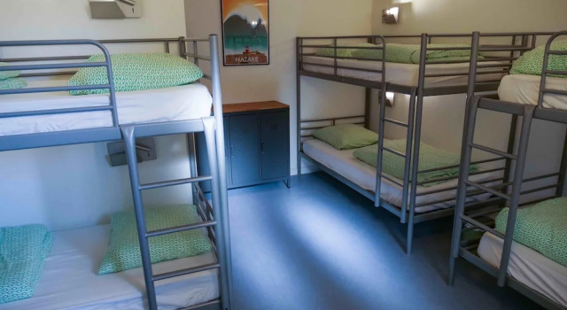 Кровать в общем номере Цокольный этаж Surf Camp XXIX