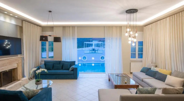 Boat Villa, Book Villa Yenion Ionian Islands