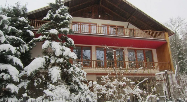 Willa Migotka Guest House, Đặt Nhà khách Khách sạn ở Lesser Poland có chỗ đỗ xe, Bãi đậu xe