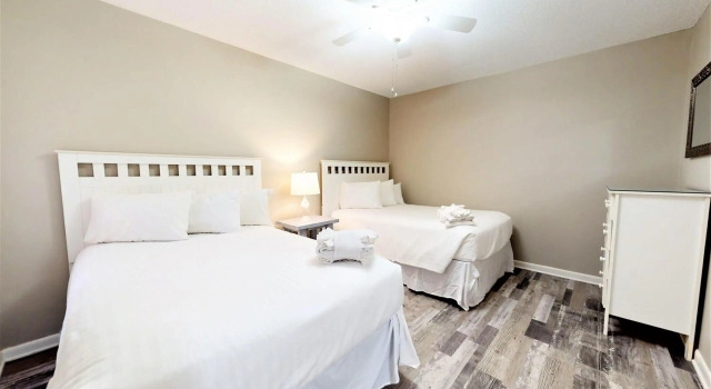 Augusta Village 533, Rezerwuj Hotel Hotele w Emerald Coast z parkingiem, Parking