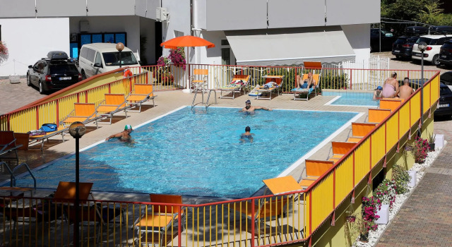 Residence La Pigna in Rosolina Mare, the structure is in the central area, nearby the services, the-La Pigna EST 8, Забронировать Отель Розолина-Маре Дельта реки По