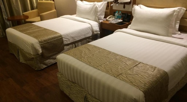 Четырёхместный номер Deluxe Regenta Central RS Chennai OMR SIPCOT