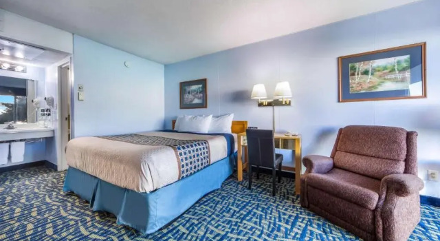 Номер Standard Hospitality Inn