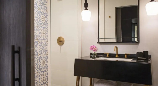 Четырёхместный номер Premium Kimpton Gray Hotel Chicago by IHG