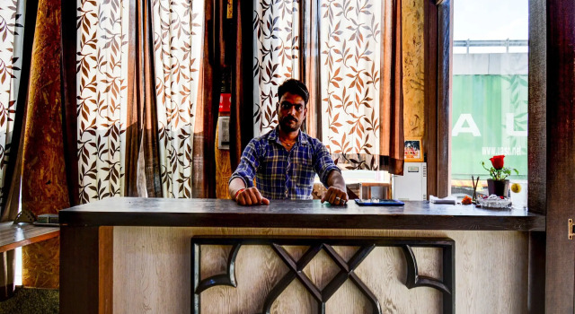 OYO 17250 Hotel Ganesham