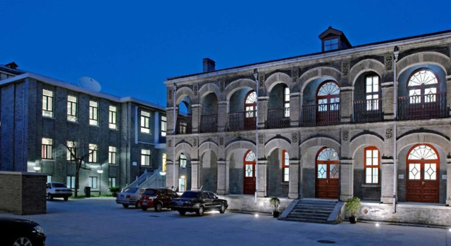 King Parkview Hotel