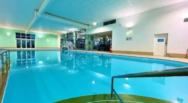 Meadows 33 Hot tub - Southview Holiday Park