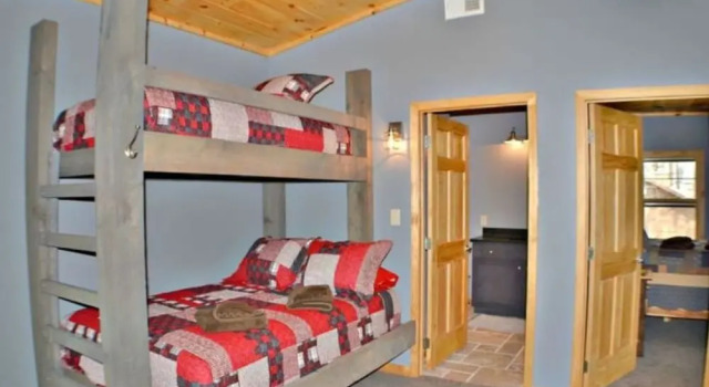 Five Bears Den - Views from EVERY room, Забронировать Отель Гатлинберг Great Smoky Mountains National Park