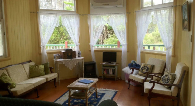 Noosa Pomona Retreat Hotel, Prenota Hotel Pomona Noosa Hinterland