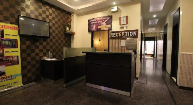 Samrat Inn