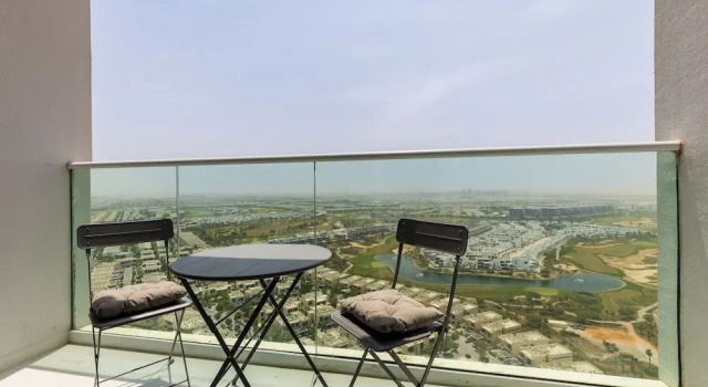 Студия Comfort Waves - Elegant 28th Floor Studio in Carson A, Damac Hills