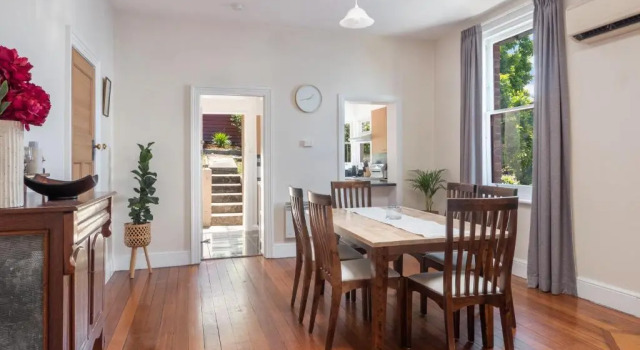Warwick St Retreat! 3 Bedroom House With Parking, Book Hotel West Hobart Tasmania