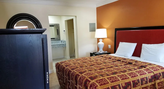 Номер Deluxe El Rancho Motel