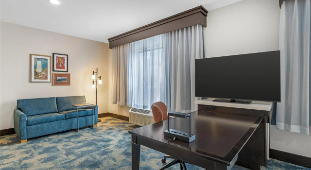 Студия Hampton Inn & Suites Bend