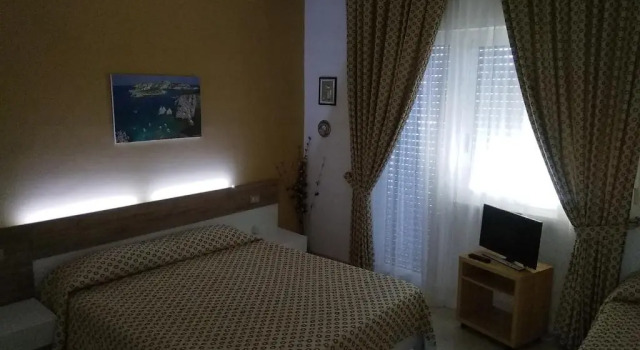 Номер Standard Hotel Autostello Grotte