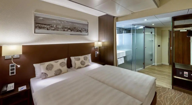 Двухместный номер Standard с видом на город Park Inn by Radisson Berlin Alexanderplatz