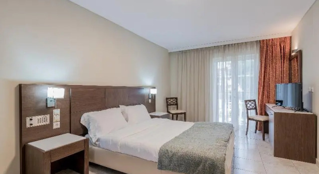Двухместный номер Standard с балконом Katerina Palace Hotel