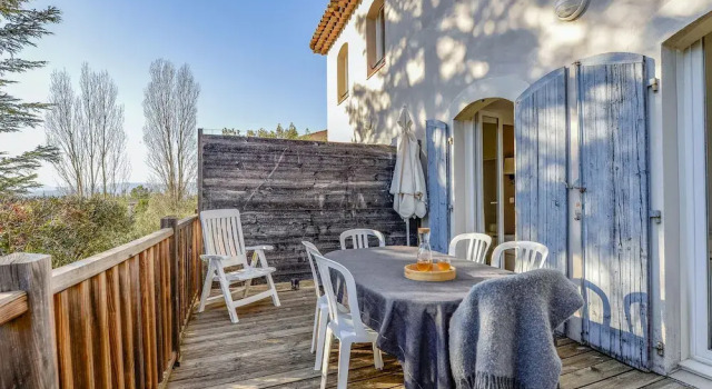 Коттедж Дуплекс с 3 комнатами Village Le Rouret Pierre & Vacances