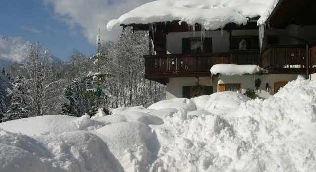 Haus Gmundtal, Varaa Huoneisto Hotellit Baijeri pysäköinnillä, Pysäköinti