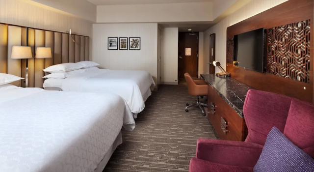 Четырёхместный номер Deluxe с видом на город Sheraton Grand Los Angeles
