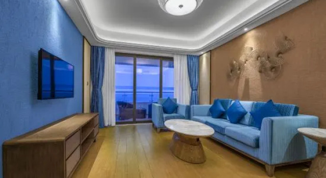 Люкс с 2 комнатами с видом на море Twin Moon Bay Xianghai Hot Spring Holiday Hotel