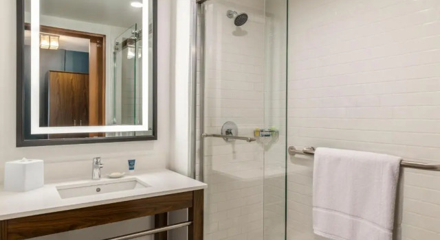 Номер Deluxe Four Points by Sheraton Monterrey Airport