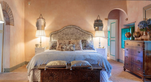 Villa Gufo in Lucca With 5 Bedrooms and 4 Bathrooms