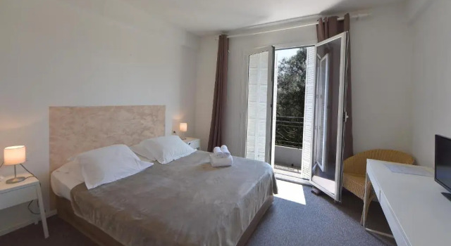 Двухместный номер Standard Hôtel Aiglon Bylitis